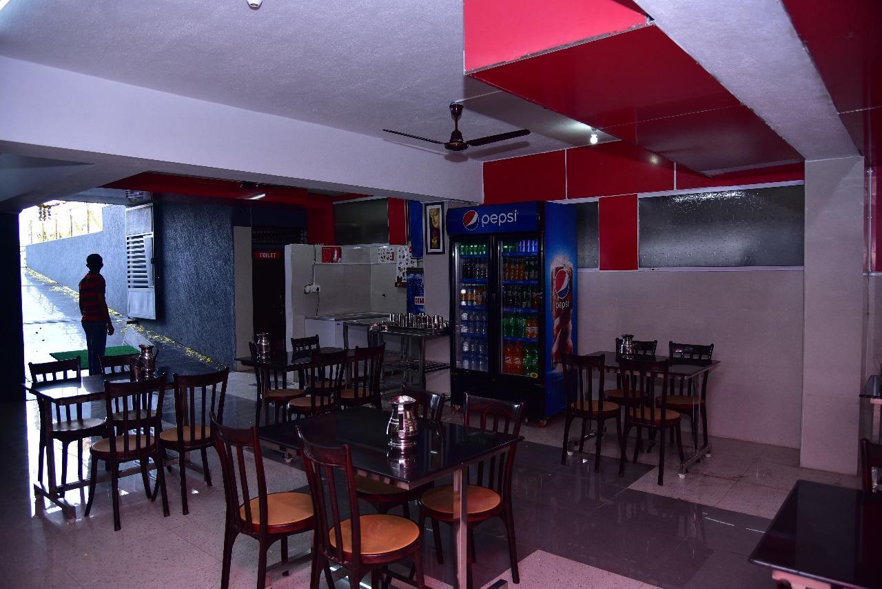 Iroomz Dwaraka Residency Bellary Kültér fotó