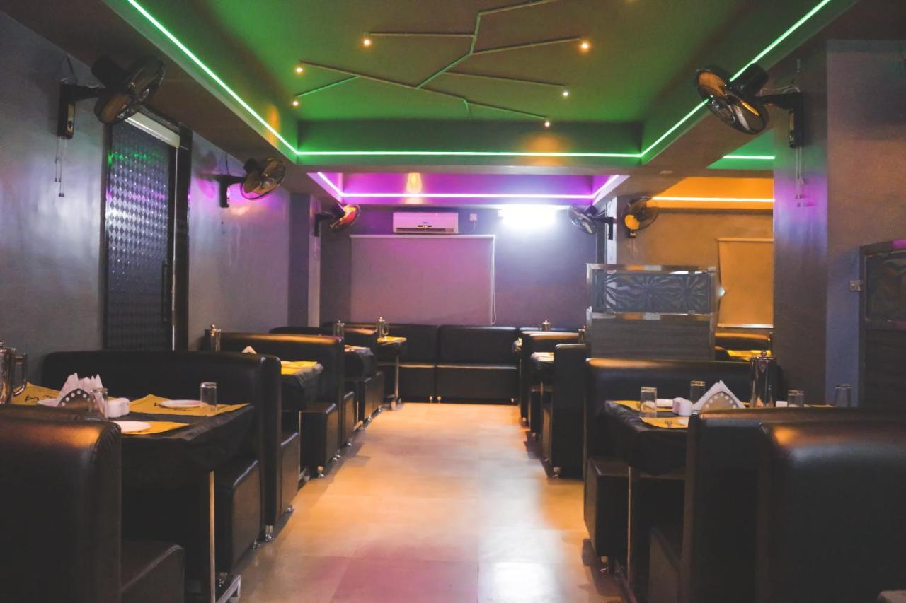 Iroomz Dwaraka Residency Bellary Kültér fotó
